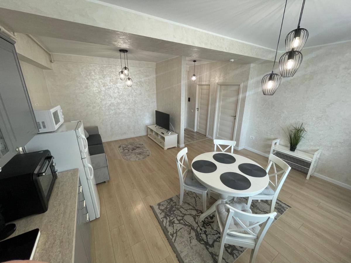 Myamar Apartment Mamaia Exterior foto